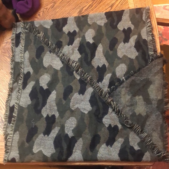 Long camp scarf - Picture 3 of 4